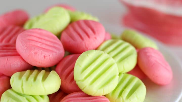 Cream-Cheese-Mints-3-720x405.jpg